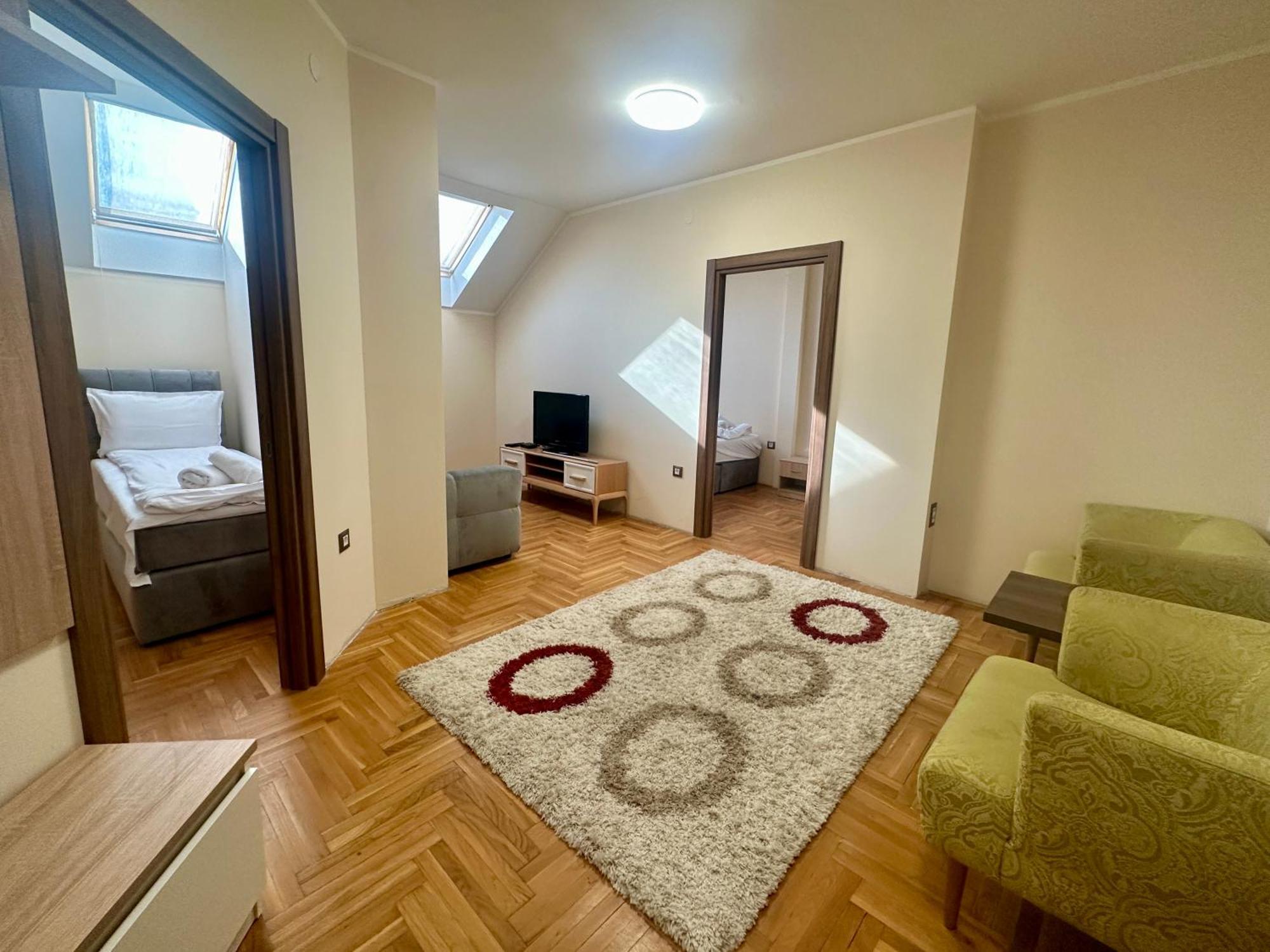 Agape Villa Apartments ノヴィ・サド エクステリア 写真
