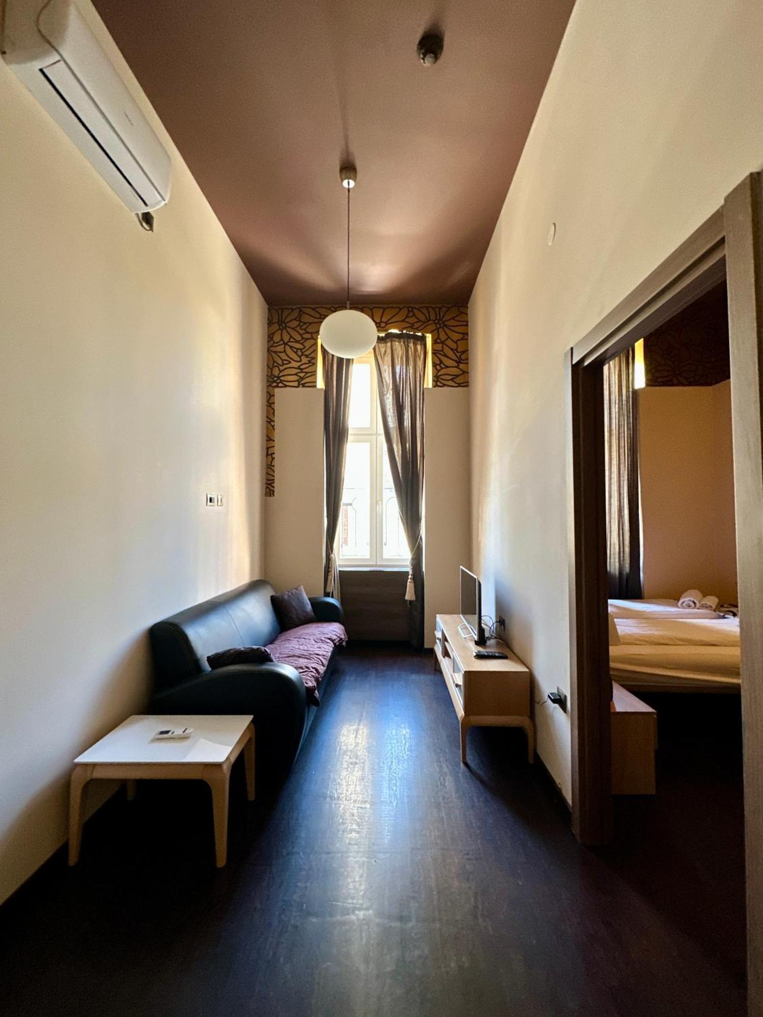 Agape Villa Apartments ノヴィ・サド エクステリア 写真