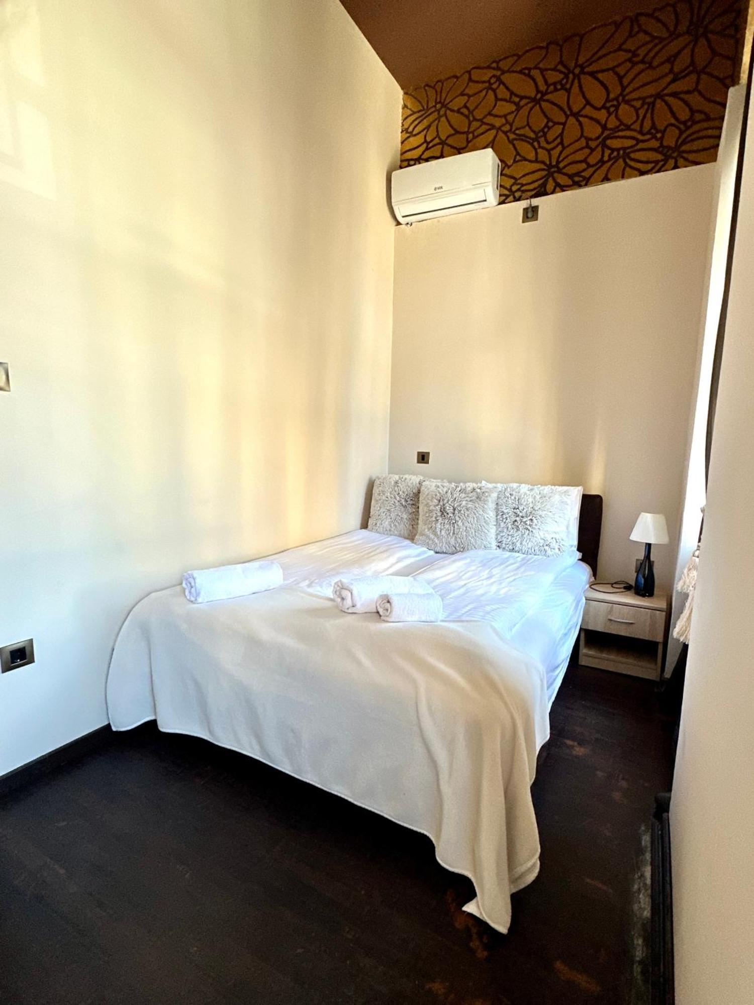 Agape Villa Apartments ノヴィ・サド エクステリア 写真