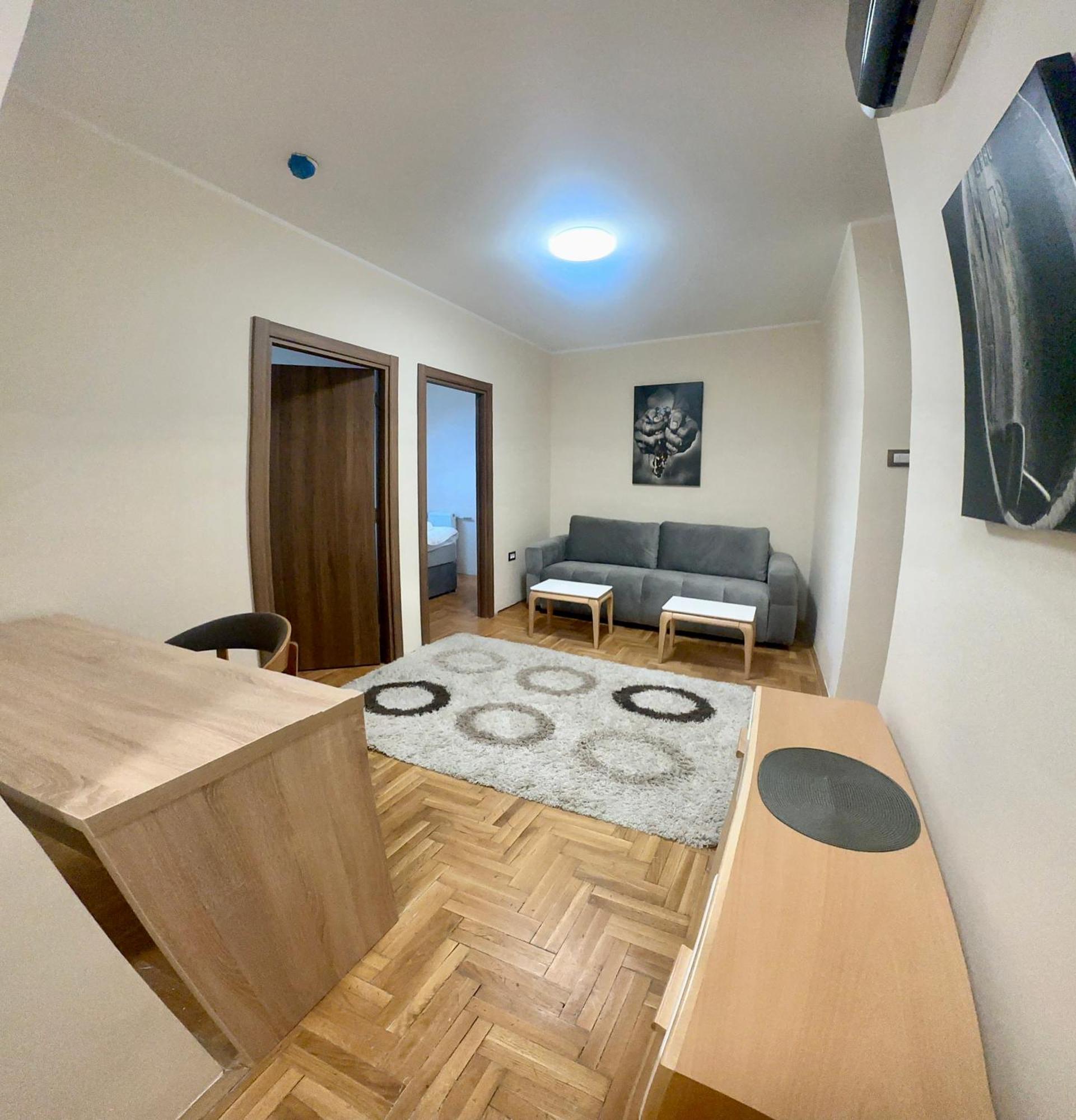 Agape Villa Apartments ノヴィ・サド エクステリア 写真
